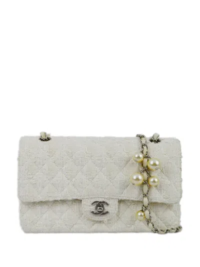 Pre-owned Chanel 2005 Medium Double Flap Shoulder Bag In White