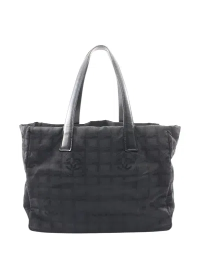Pre-owned Chanel 2005-2006 New Travel Line Nylon Tote Bag In Black