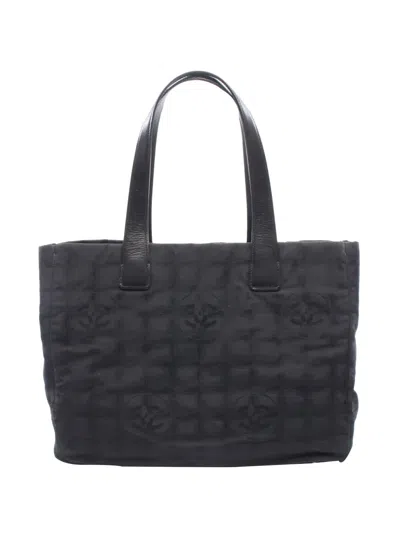 Pre-owned Chanel 2005-2006 New Travel Line Nylon Tote Bag In Black