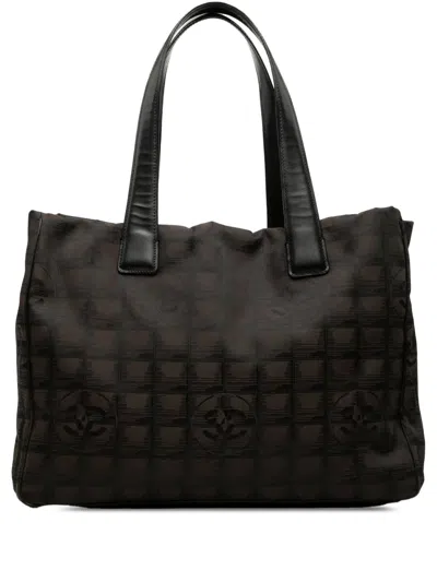 Pre-owned Chanel 2005-2006 New Travel Line Nylon Tote Bag In Brown