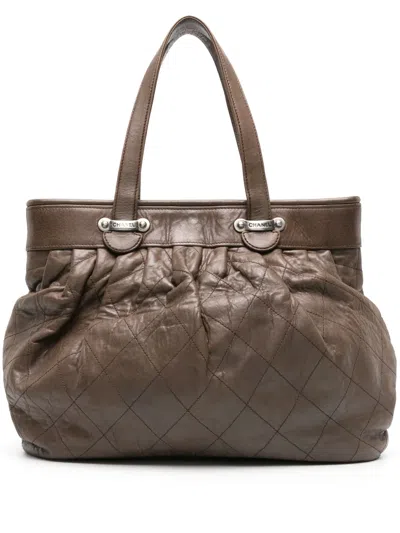 Pre-owned Chanel 2006-2008 Diamond-quilted Leather Tote Bag In Brown