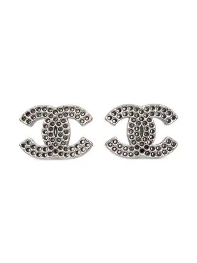 Pre-owned Chanel 2006 Cc Clip-on Earrings In 银色