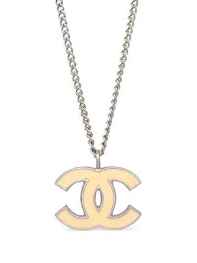 Pre-owned Chanel 2006 Cc-pendant Necklace In 银色