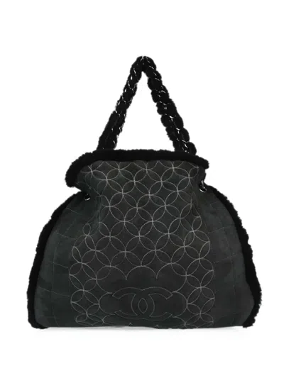 Pre-owned Chanel 2006 Choco Bar Tote Bag In Black