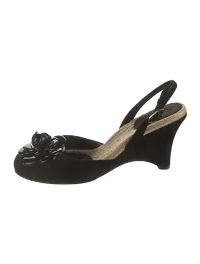 Pre-owned Chanel 2006 Interlocking Cc Logo Slingback Pumps In Black