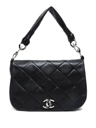 Pre-owned Chanel 2006 Quilted Lambskin Shoulder Bag In Black