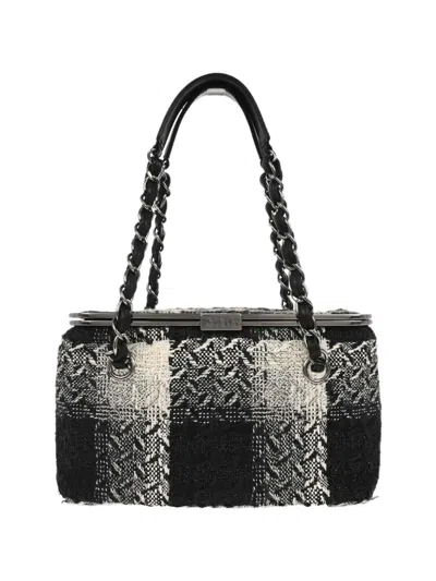 Pre-owned Chanel 2006 Tweed Vanity Handbag In Black
