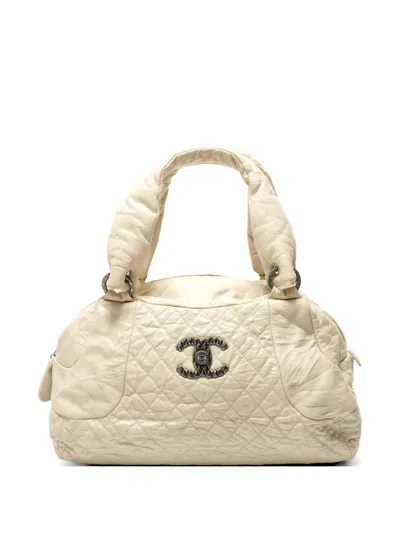 Pre-owned Chanel 2006-2007 Coco Mark Shoulder Bag In Neutral