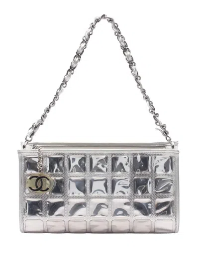 Pre-owned Chanel 2006-2008 Vinyl Ice Cube Pochette Shoulder Bag In Silver