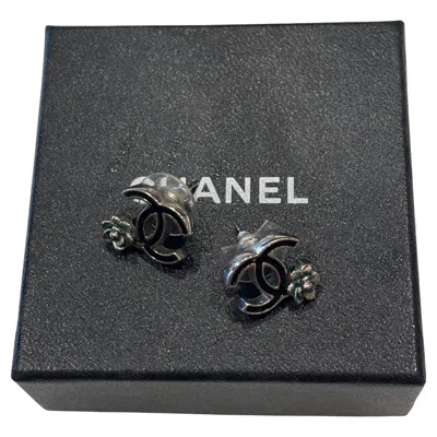 Pre-owned Chanel 2007 Black Enamel Silver Camelia Stud Earrings, Excellent Condition