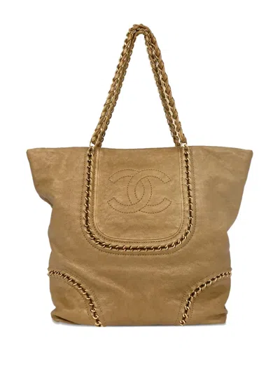 Pre-owned Chanel 2007 Chain Leather Tote Bag In Neutral