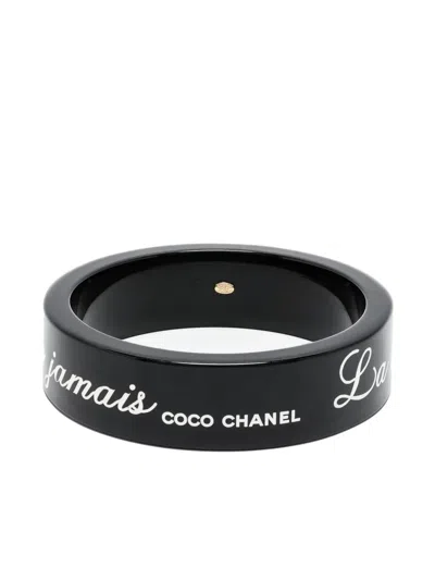Pre-owned Chanel 2007s Slogan-print Bangle Bracelet In Black