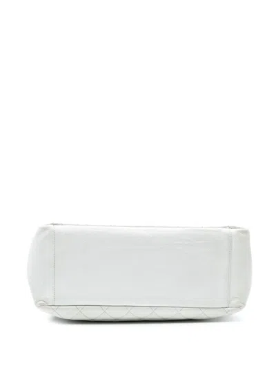 Pre-owned Chanel 2008-2009 Caviar Grand Shopping Tote Bag In White