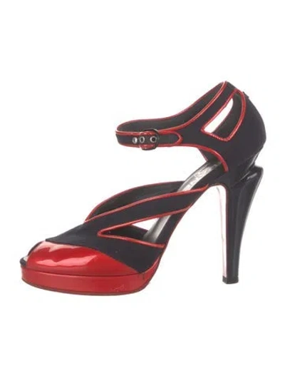 Pre-owned Chanel 2008 Interlocking Cc Logo D'orsay Pumps In Multi