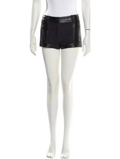 Pre-owned Chanel 2008 Mini Shorts In Black