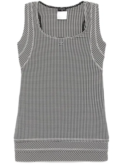 Pre-owned Chanel 2008 Sleeveless Top In Black