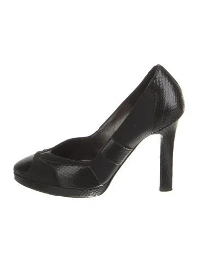 Pre-owned Chanel 2008 Snakeskin Pumps In Black