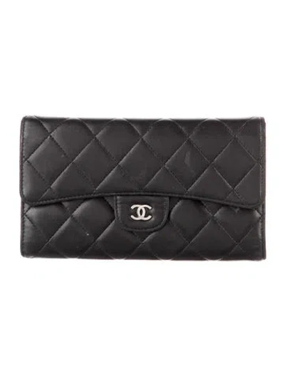 Pre-owned Chanel 2008-2009 Interlocking Cc Logo Trifold Wallet In Black