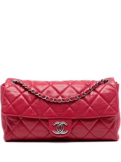Pre-owned Chanel 2009-2010 Medium Glazed Caviar Nature Flap Shoulder Bag In Red