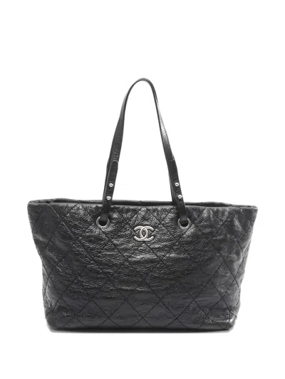 Pre-owned Chanel 2009-2010 On The Road Tote Bag In Black
