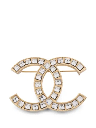 Pre-owned Chanel 2009 Cc Logo-motif Rhinestone Brooch In Gold