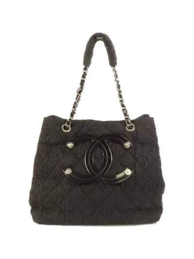 Pre-owned Chanel 2009 Cc-logo Shoulder Bag In Black