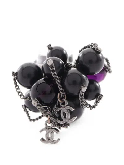Pre-owned Chanel 2009 Coco Mark Beaded Ring In Silver