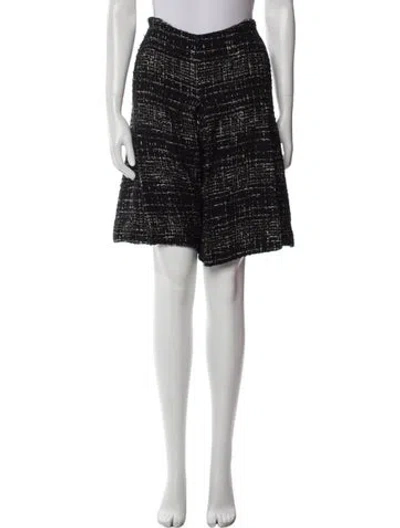 Pre-owned Chanel 2009 Knee-length Shorts In Black
