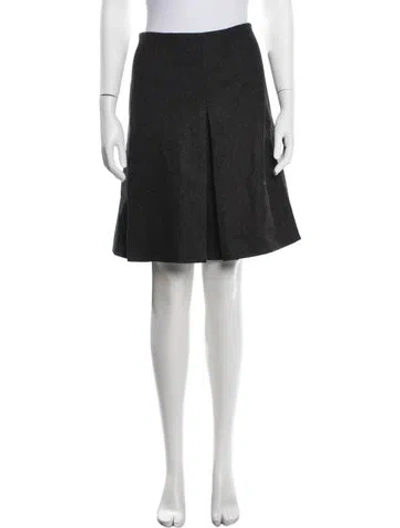 Pre-owned Chanel 2009 Mini Shorts In Grey
