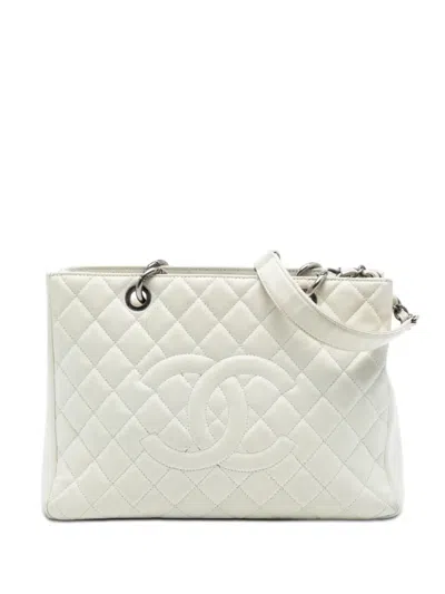 Pre-owned Chanel 2009-2010 Caviar Grand Shopping Tote Bag In White