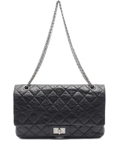 Pre-owned Chanel 2010-2011 2.55 Diamond-quilted Shoulder Bag In Black