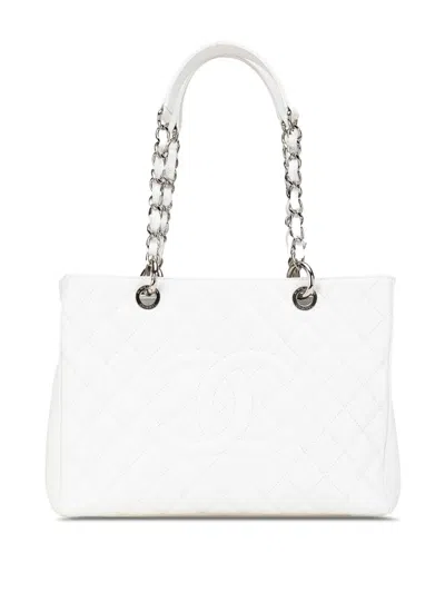 Pre-owned Chanel 2010-2011 Caviar Grand Shopping Tote Bag In 白色
