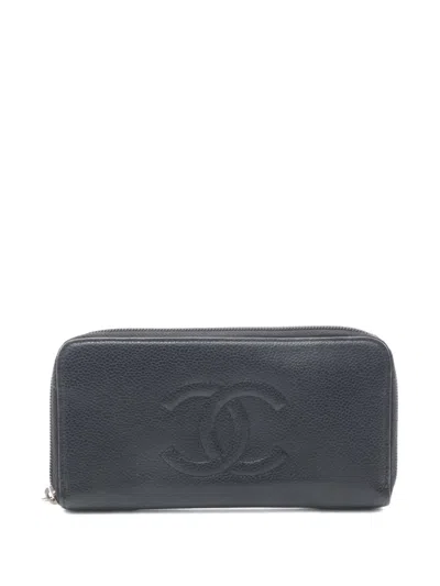 Pre-owned Chanel 2010-2011 Coco Mark Zipper Wallet In Black