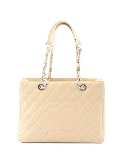 Pre-owned Chanel 2010-2011 Quilted Shoulder Bag In Neutral