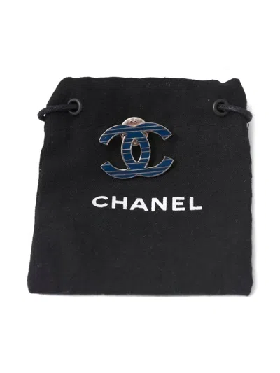 Pre-owned Chanel 2010 Interlocking Cc Logo Brooch
