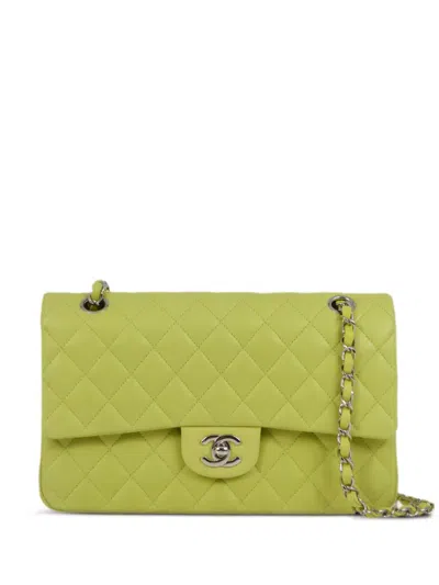 Pre-owned Chanel 2010 Medium Double Flap Shoulder Bag In 绿色