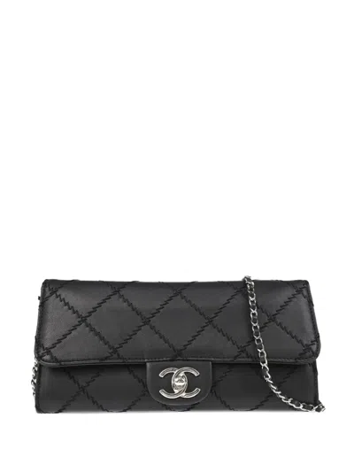 Pre-owned Chanel 2010 Ultra Stitch Woc Shoulder Bag In Black
