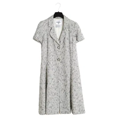 Pre-owned Chanel 2010 Veste Fr40 White Black Cotton Tweed Sleeveless Jacket Uk12 Us10