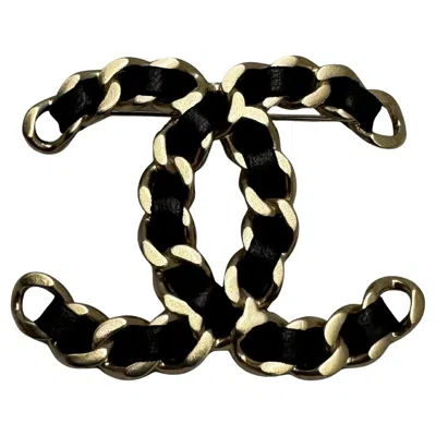 Pre-owned Chanel 2010s  Cc Leather Chain Brooch Silver Black
