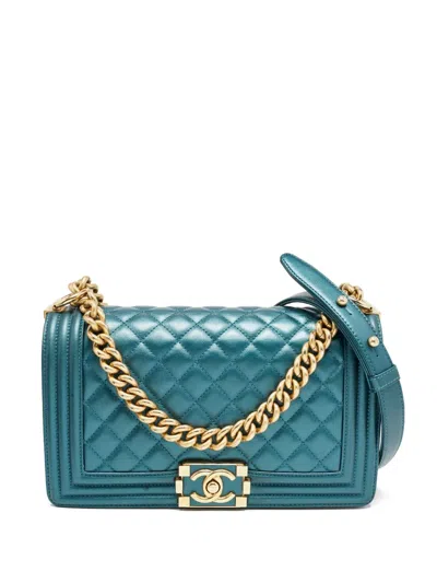Pre-owned Chanel 2011 Boy Flap Quilted Leather Shoulder Bag In Green