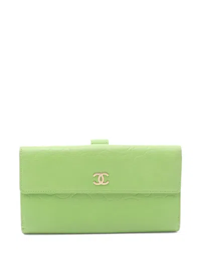 Pre-owned Chanel 2011 Camellia Bi-fold Wallet In Green