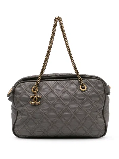 Pre-owned Chanel 2011 Cc Quilted Calfskin Triptych Tote Bag