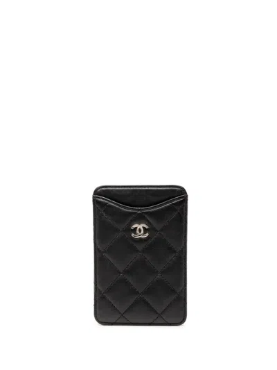 Pre-owned Chanel 2011 Cc Quilted Lambskin Card Holder In Black