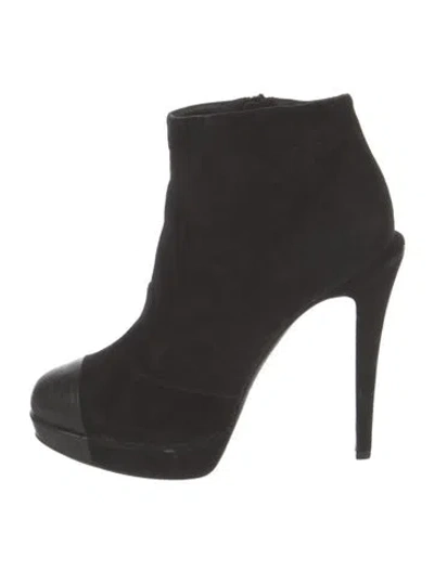 Pre-owned Chanel 2011 Interlocking Cc Logo Boots In Black