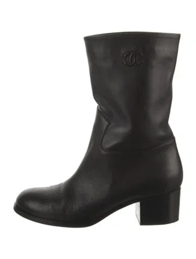 Pre-owned Chanel 2011 Interlocking Cc Logo Boots In Black
