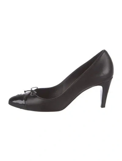 Pre-owned Chanel 2011 Interlocking Cc Logo Pumps In Black