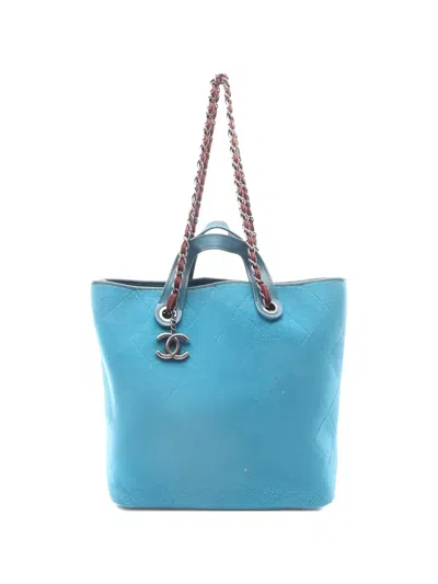 Pre-owned Chanel 2011 Matelassé Tote Bag In Blue