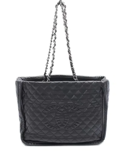 Pre-owned Chanel 2011 Quilted Chain-strap Shoulder Bag In Black