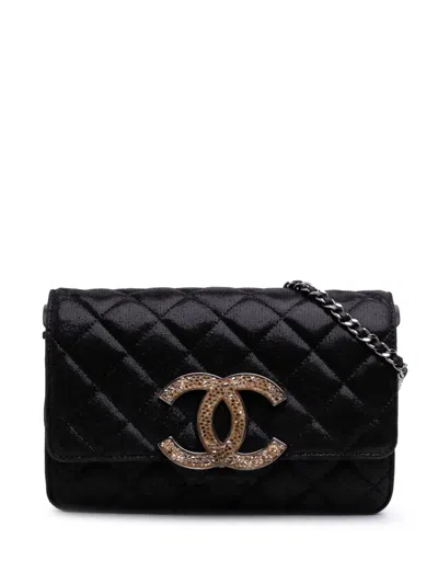 Pre-owned Chanel 2011 Sequined Goatskin Cc Crystal Wallet On Chain Crossbody Bag In Black