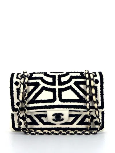 Pre-owned Chanel 2011 Timeless Classic Flap Shoulder Bag In White